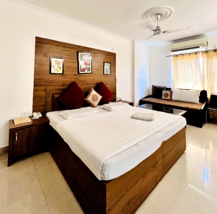 Super Deluxe Room